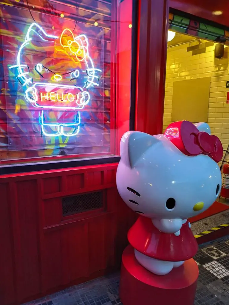 restaurante-hello-kitty-eat-asia-liberdade-sao-paulo