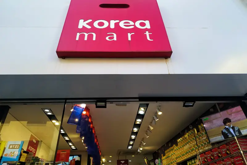 korea-mart-mercado-coreano-loja-kpop-bts