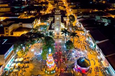 Natal em São Paulo 2022:10 Cidades com decoração de natal